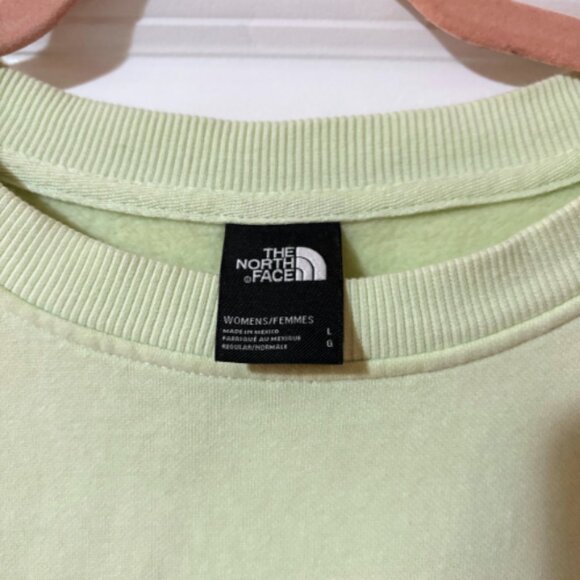 The North Face | Int. Women's Day Sweater - Picture 6 of 6